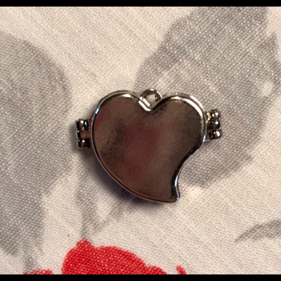 🆕 Lockets Leather Necklaces - Picture 4 of 10